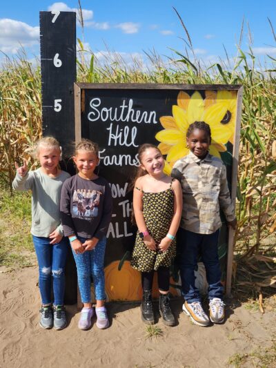 kids in the farm