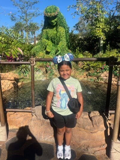 Girl at the Epcot park